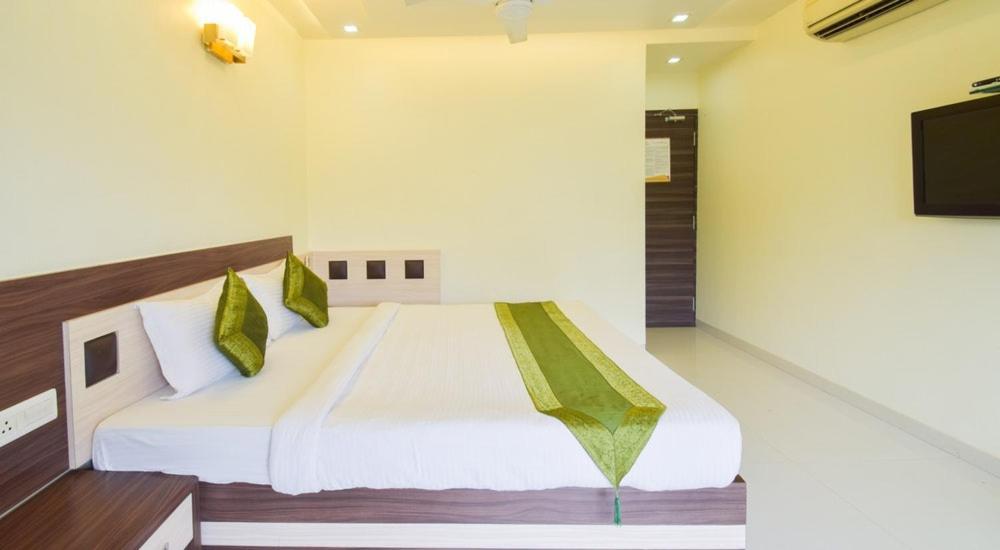 Hotel Palliate Ahmedabad Exterior photo