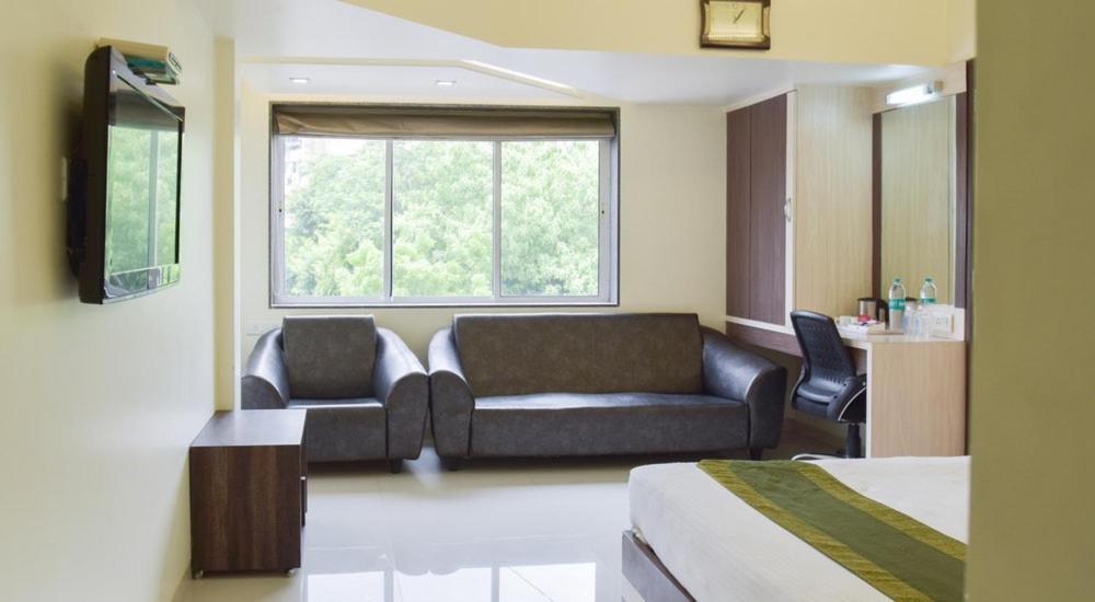 Hotel Palliate Ahmedabad Exterior photo