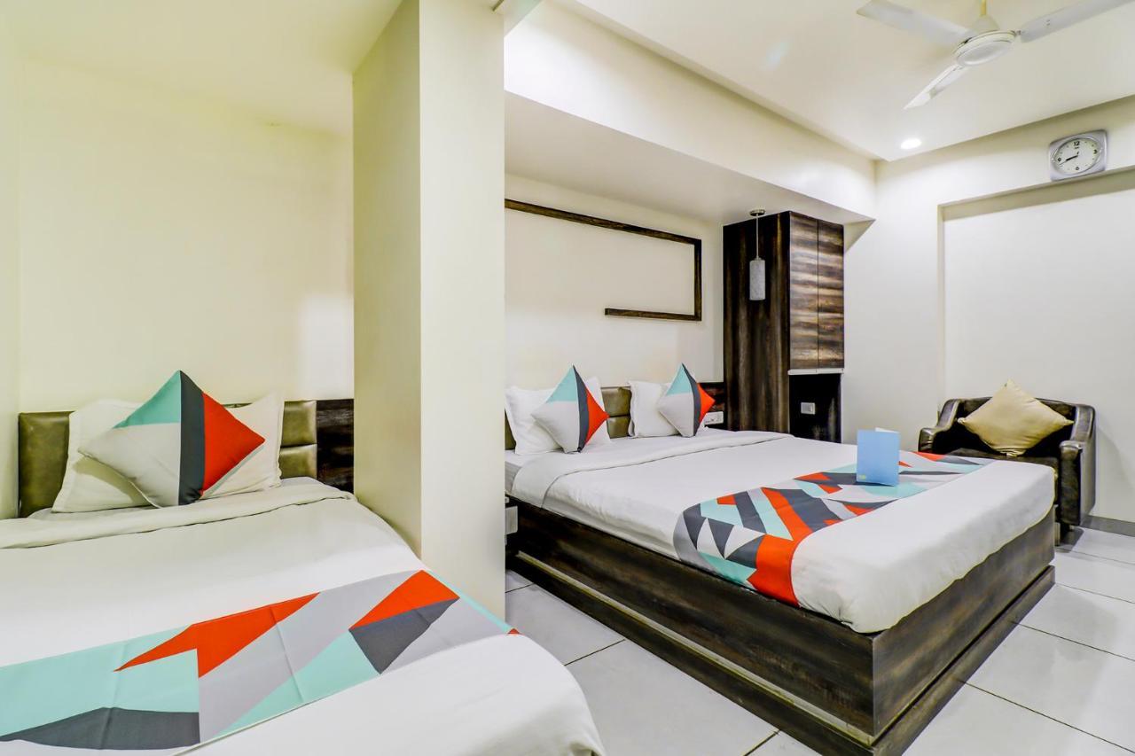 Hotel Palliate Ahmedabad Exterior photo